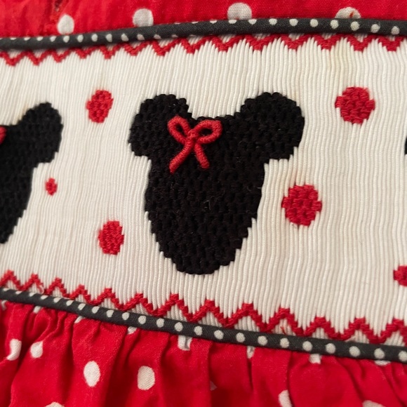 12 Month Minnie Mouse Smocked Sunsuit - Picture 6 of 8